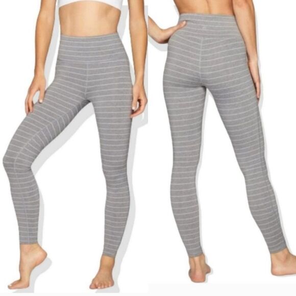 Athleta Gray Stripe Salutation 7/8 Tight In POWERVITA - Picture 1 of 16